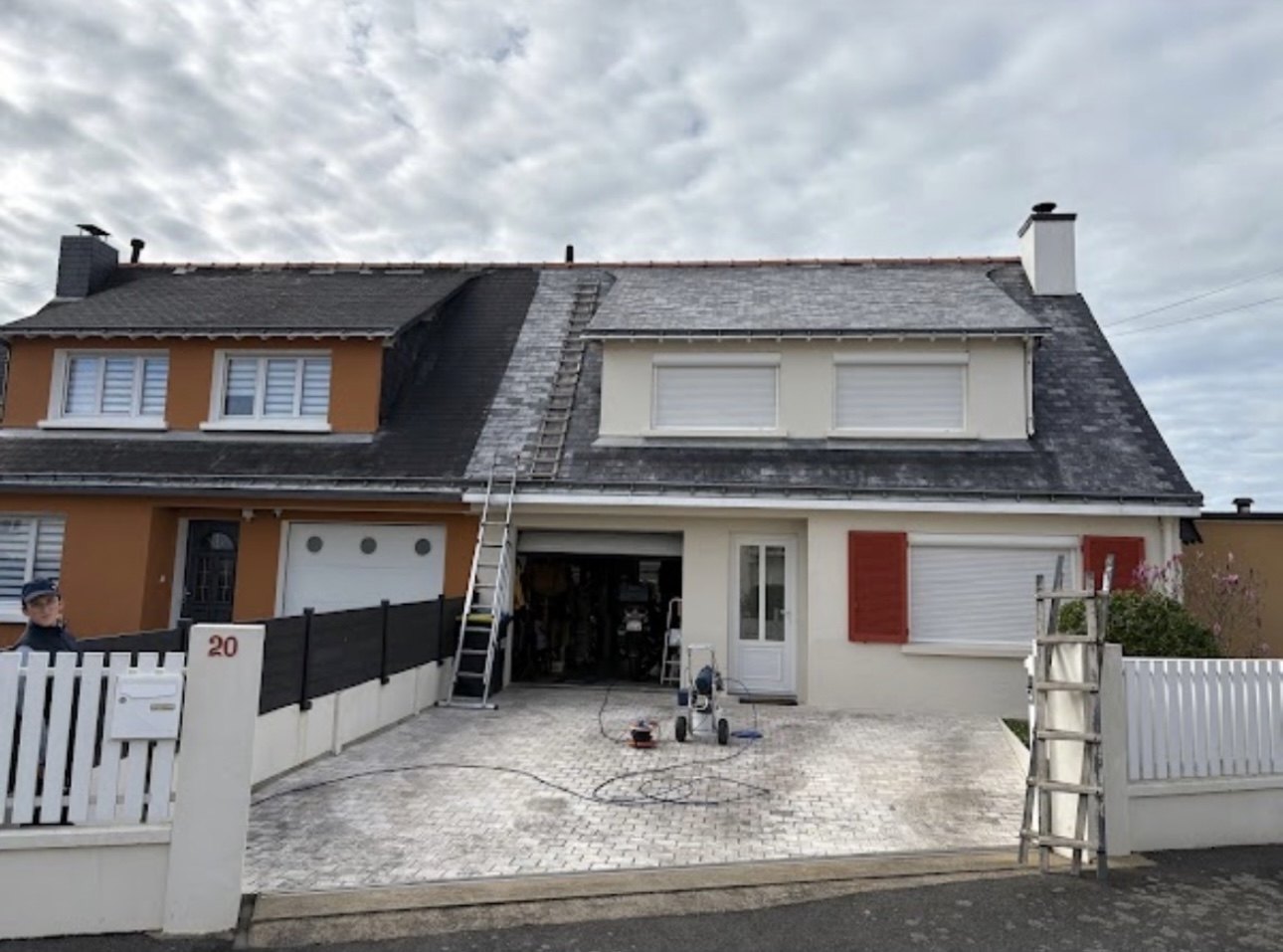 Toiture avant hydrofuge coloré
