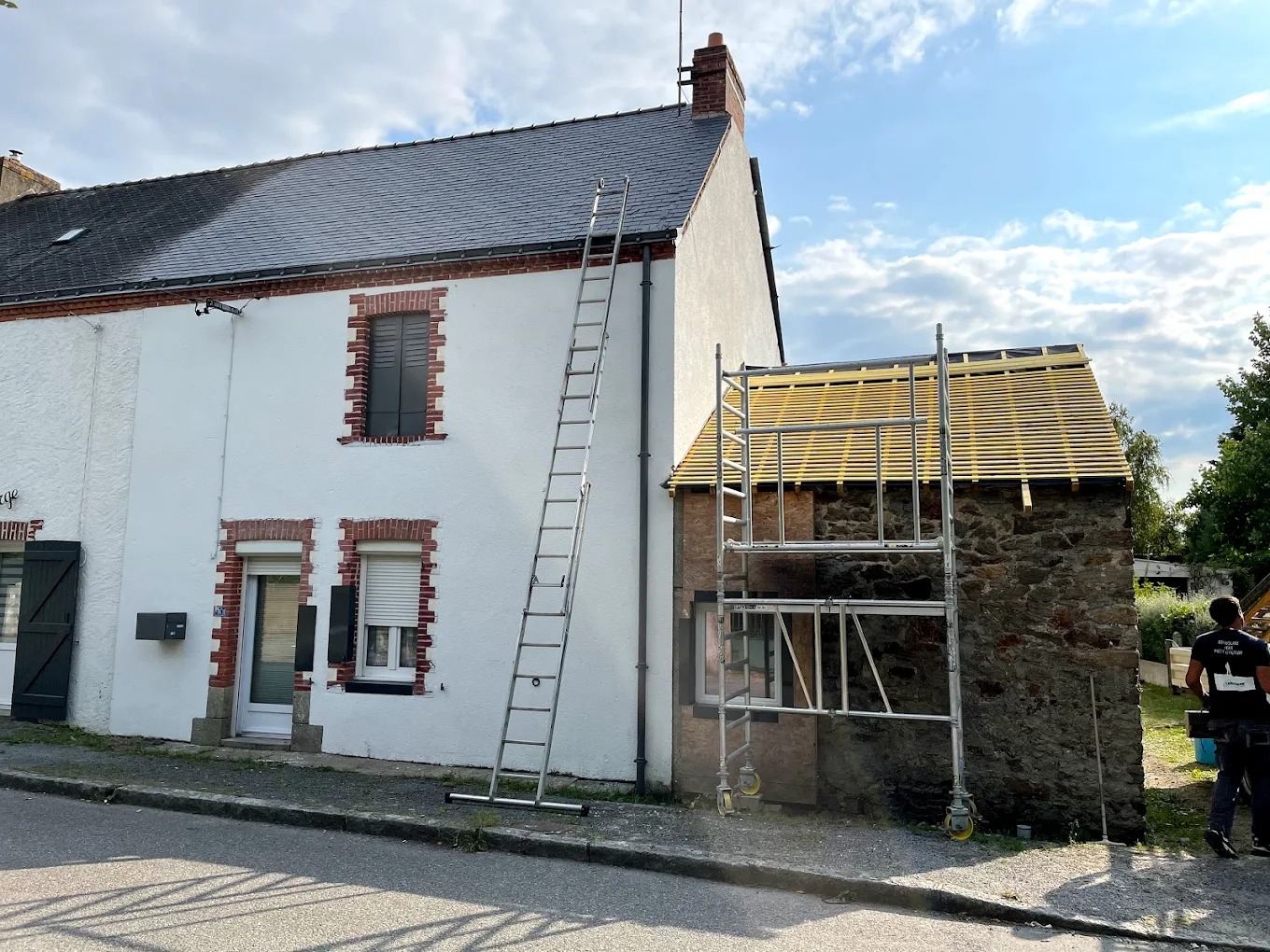 Rénovation extérieure avec échafaudage